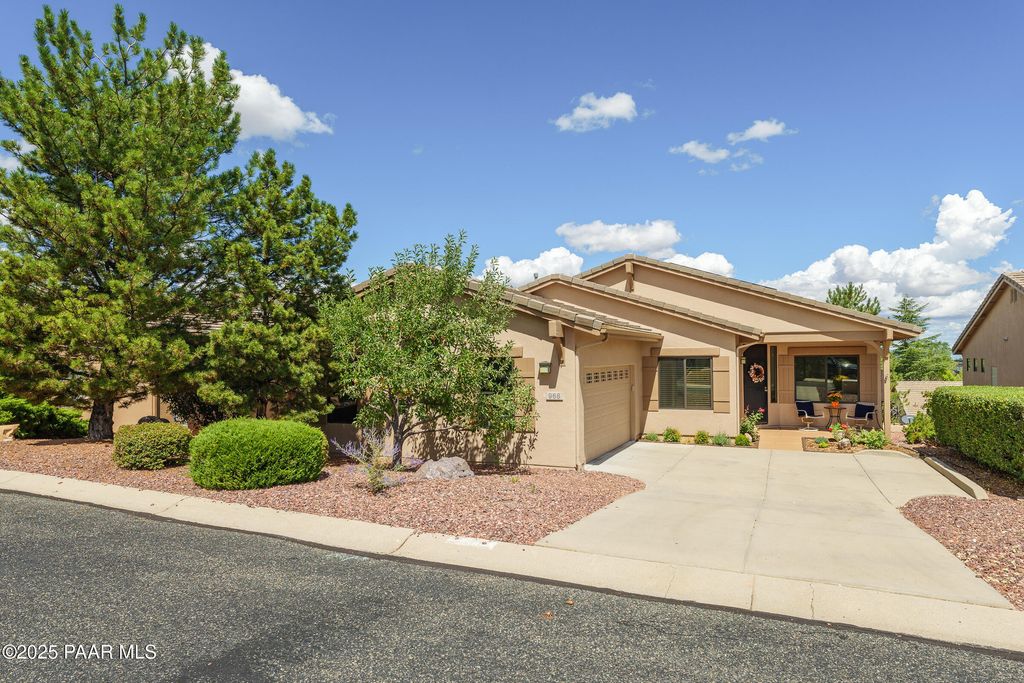 Photo of 968 Louie Street, Prescott, AZ 86301 (MLS # 1077612)