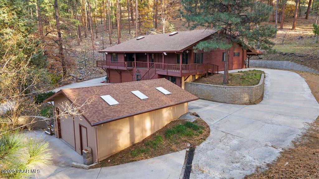 Photo of 5373 S Walker Road, Prescott, AZ 86303 (MLS # 1077687)