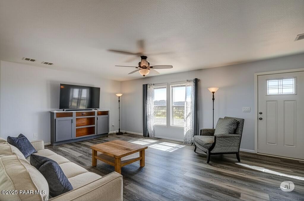 354 N Old Coach Trail