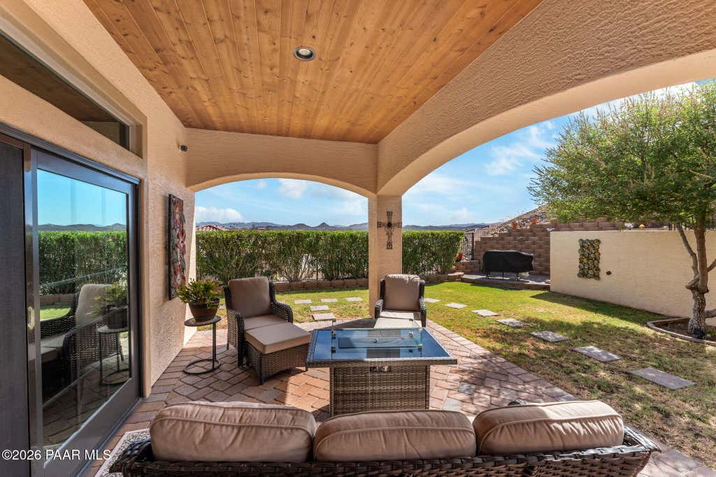 Photo of 695 N Topeka Circle, Wickenburg, AZ 85390 (MLS # 1083466)