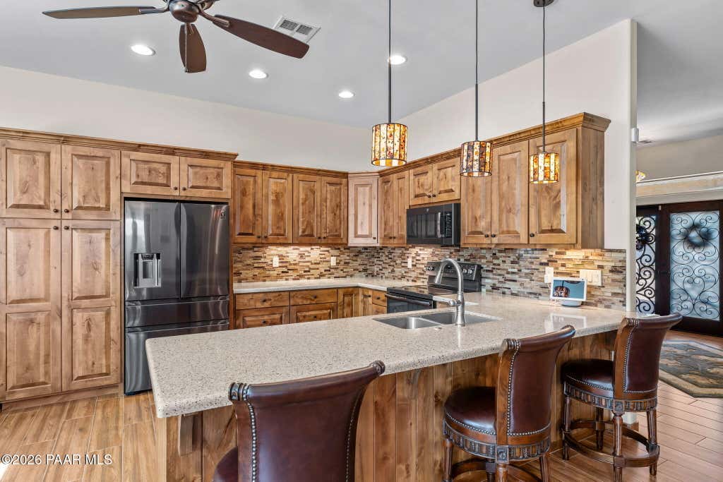 Photo of 695 N Topeka Circle, Wickenburg, AZ 85390 (MLS # 1083466)