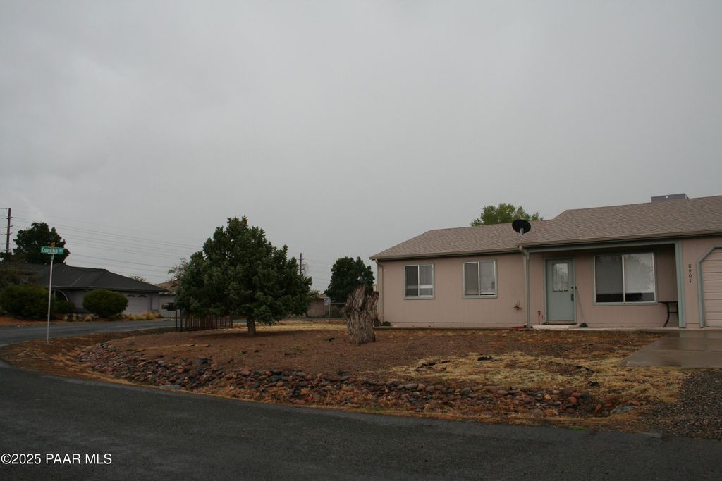 Photo of 8901 E Waco Court, Prescott Valley, AZ 86314 (MLS # 1078021)