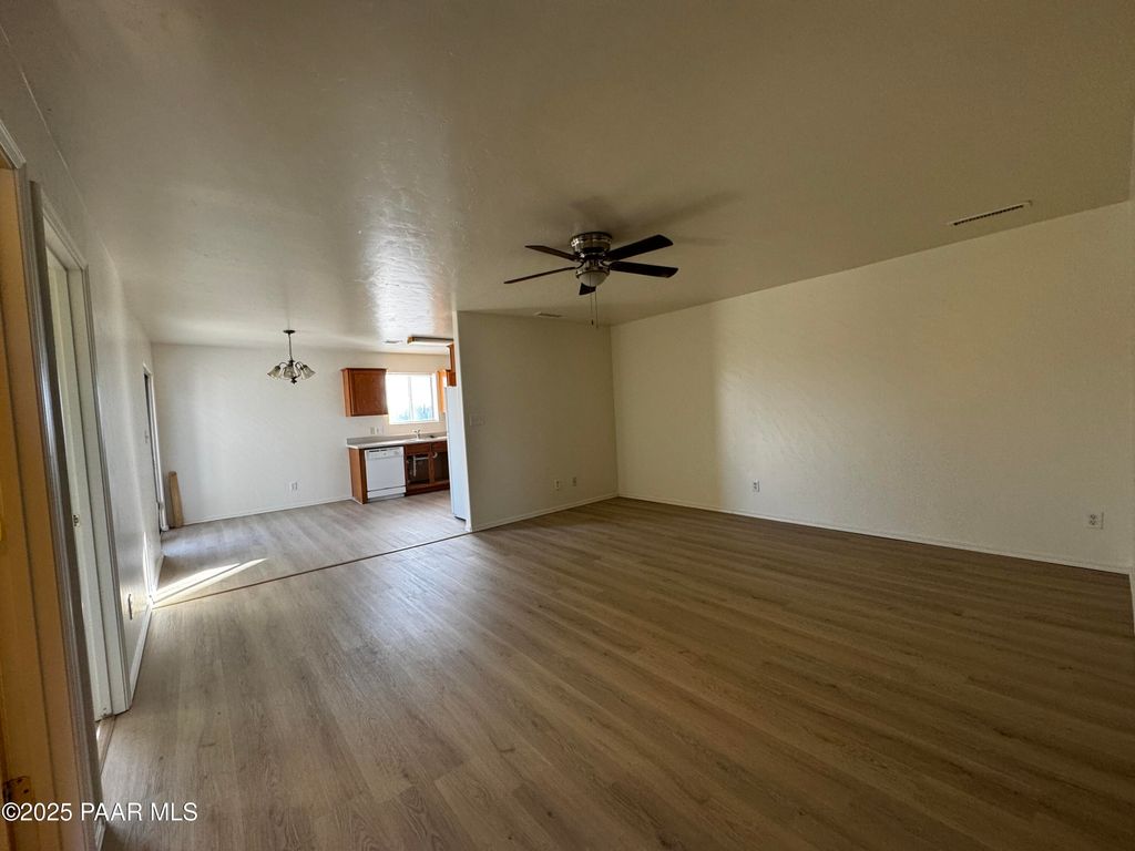 Photo of 3335 N Yavapai Court #A, Prescott Valley, AZ 86314 (MLS # 1078391)