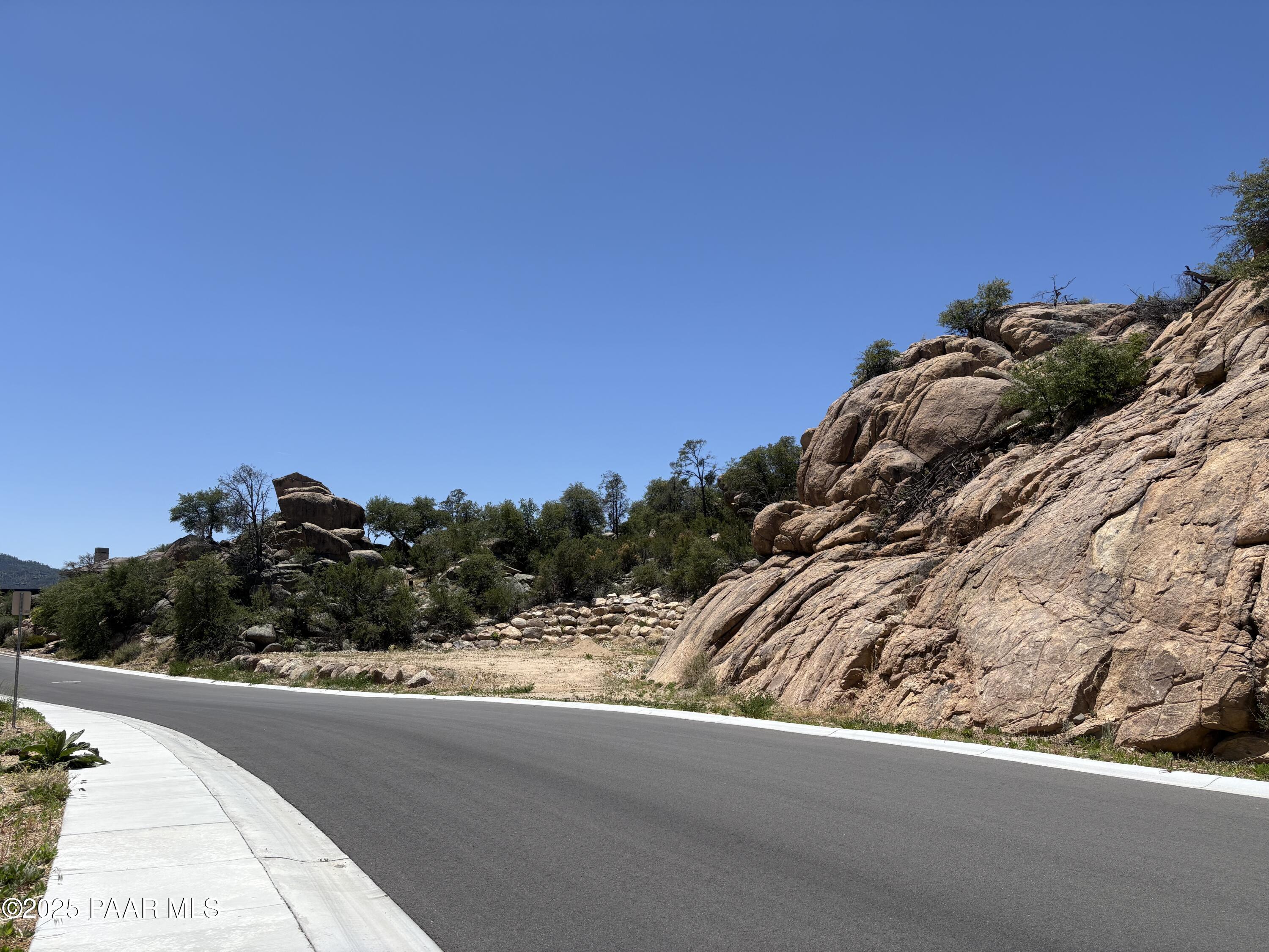 920 Downer Trail