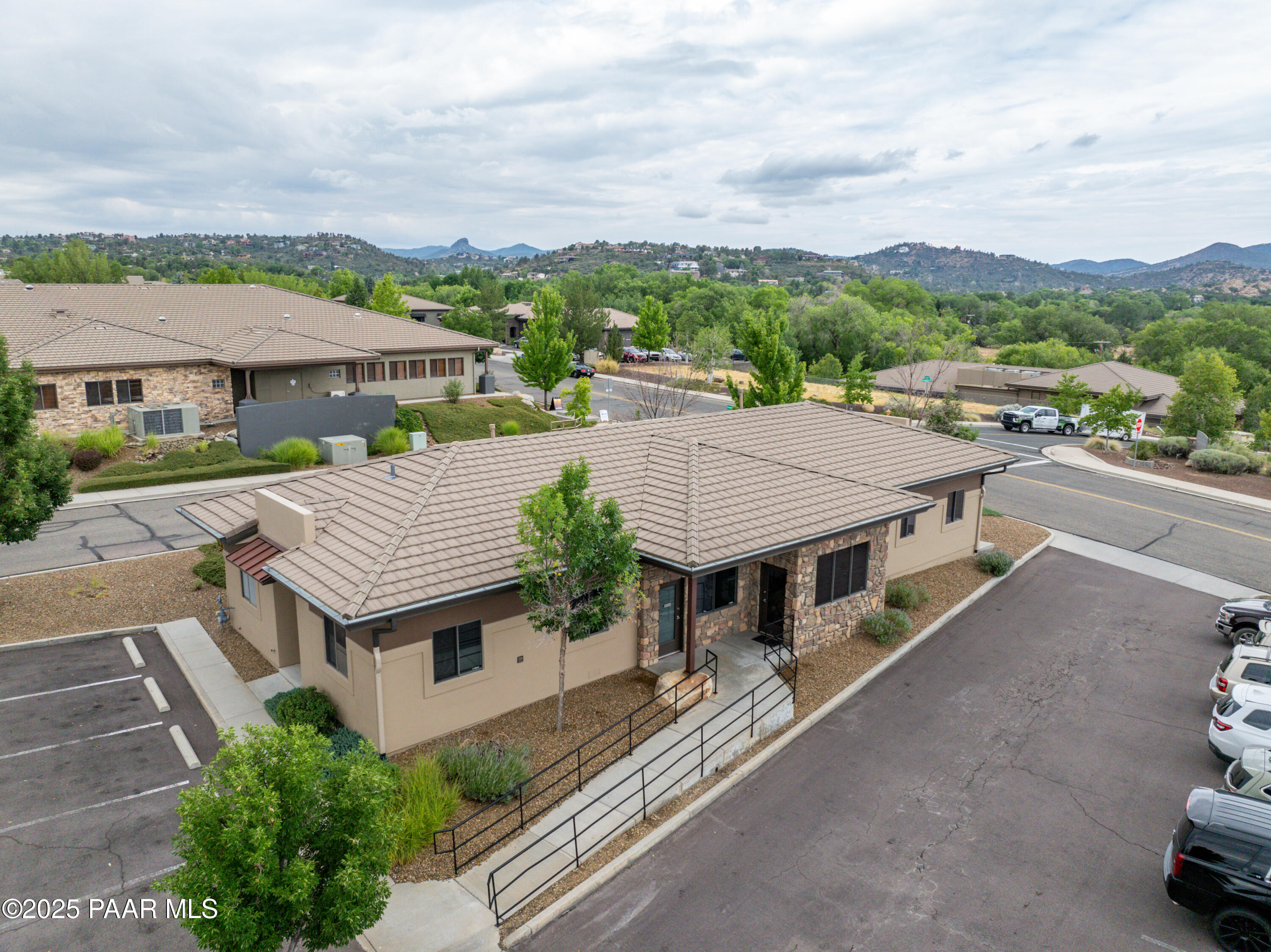 3140 Clearwater Drive