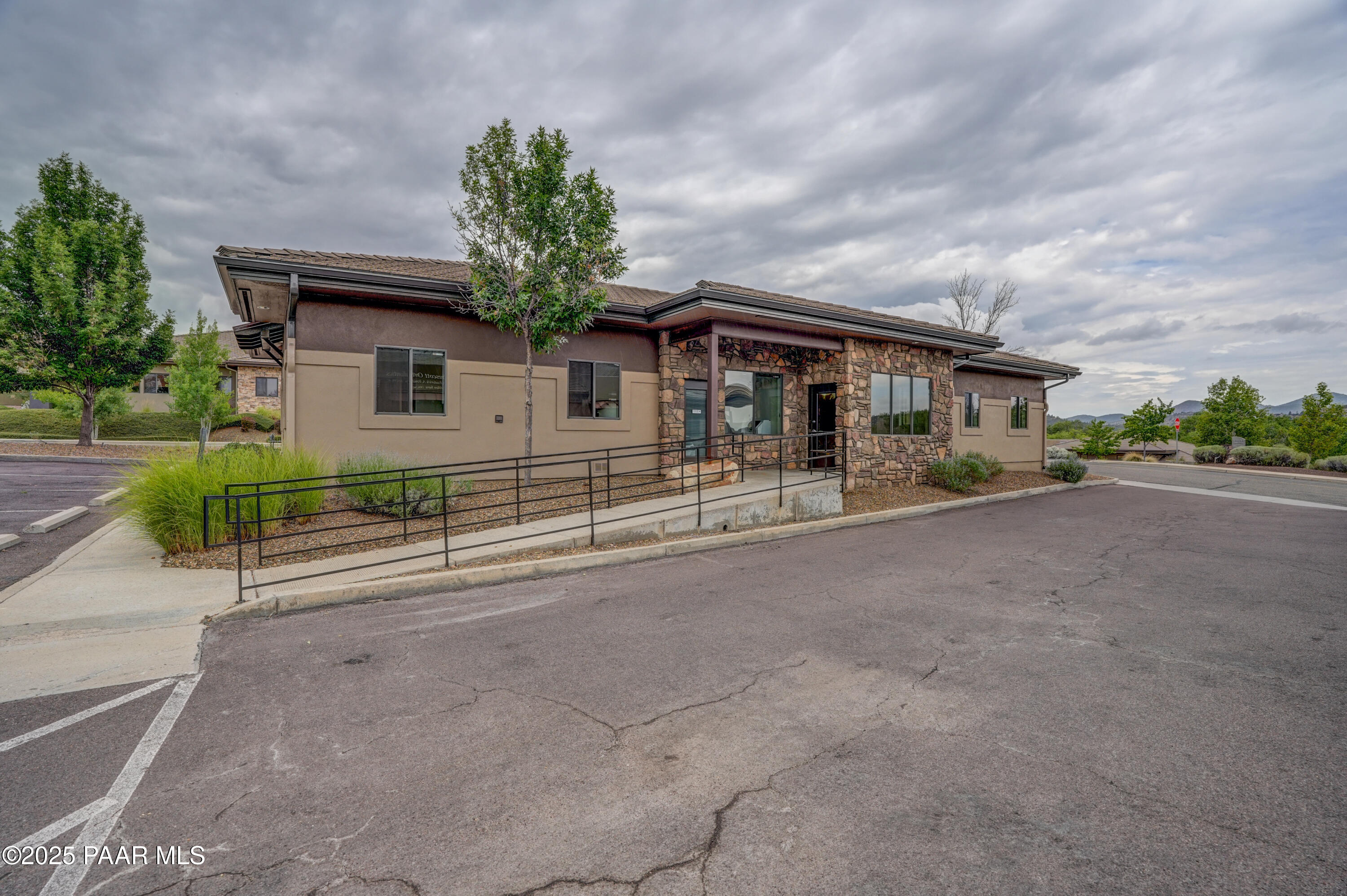 3140 Clearwater Drive