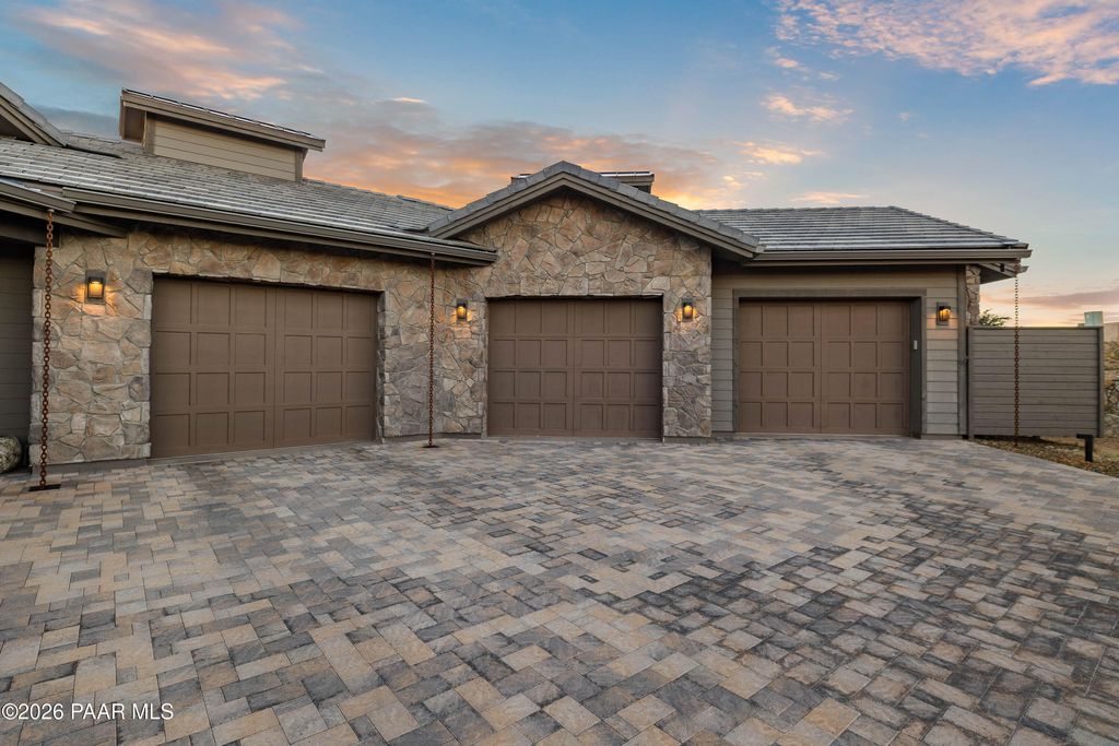 Photo of 5475 W Three Forks Road, Prescott, AZ 86305 (MLS # 1078684)