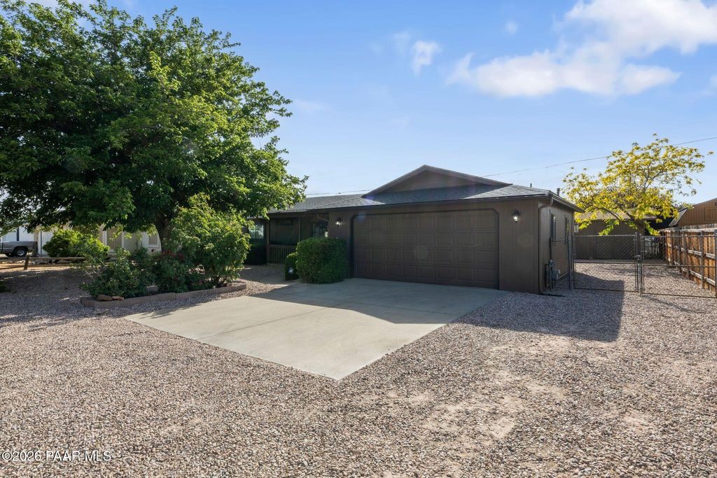 Photo of 3601 N Catherine Drive, Prescott Valley, AZ 86314 (MLS # 1082129)
