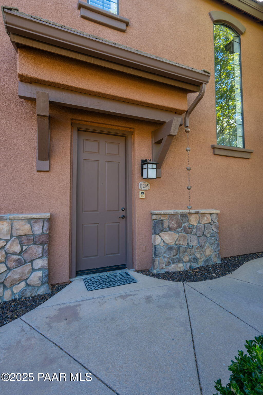 1716 Alpine Meadows 1205