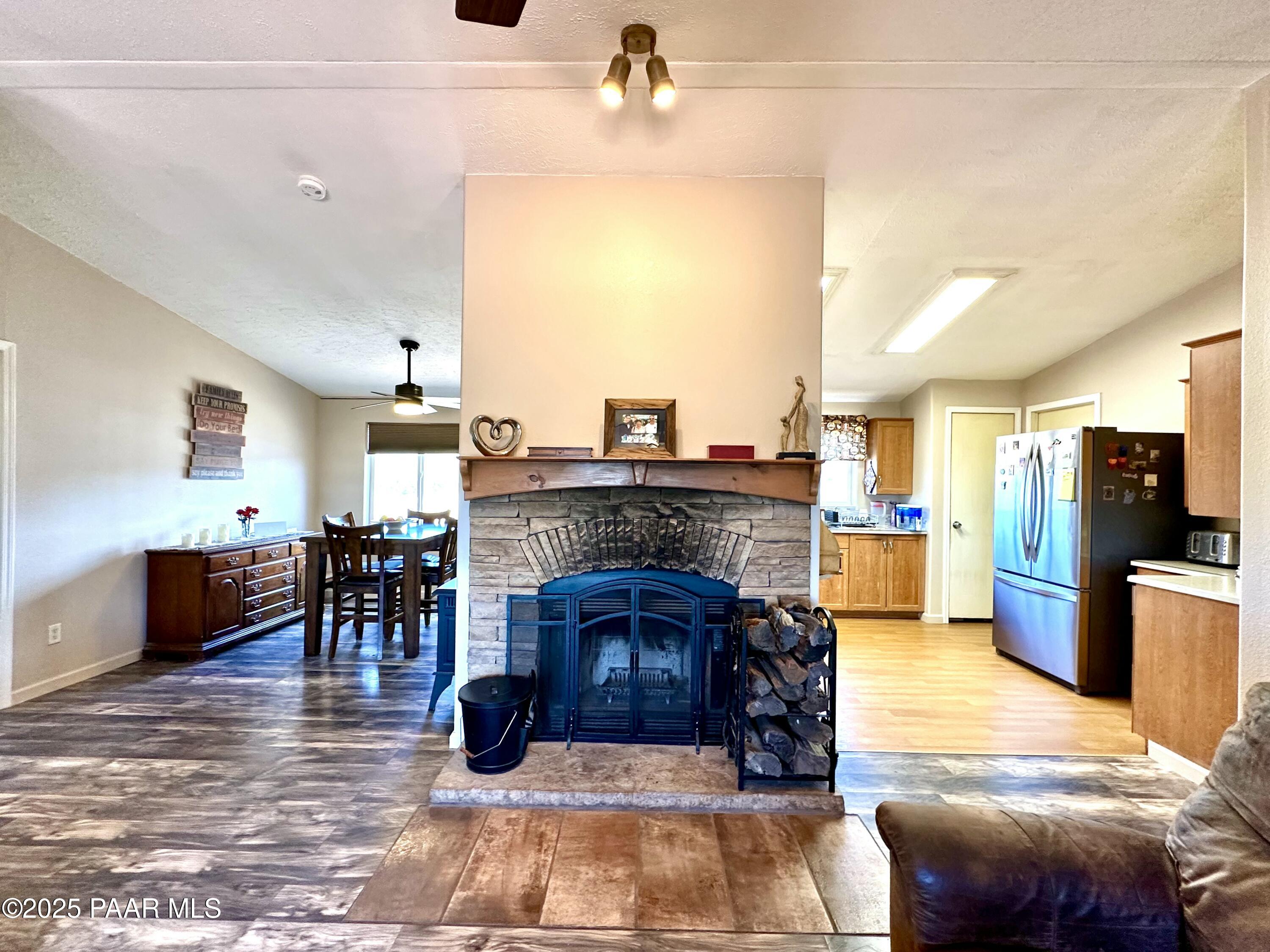 38236 W Howling Coyote Road
