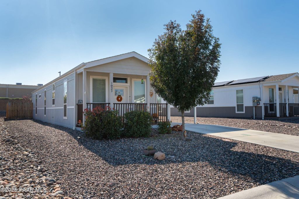 Photo of 1023 W Thorton Road, Camp Verde, AZ 86322 (MLS # 1077922)