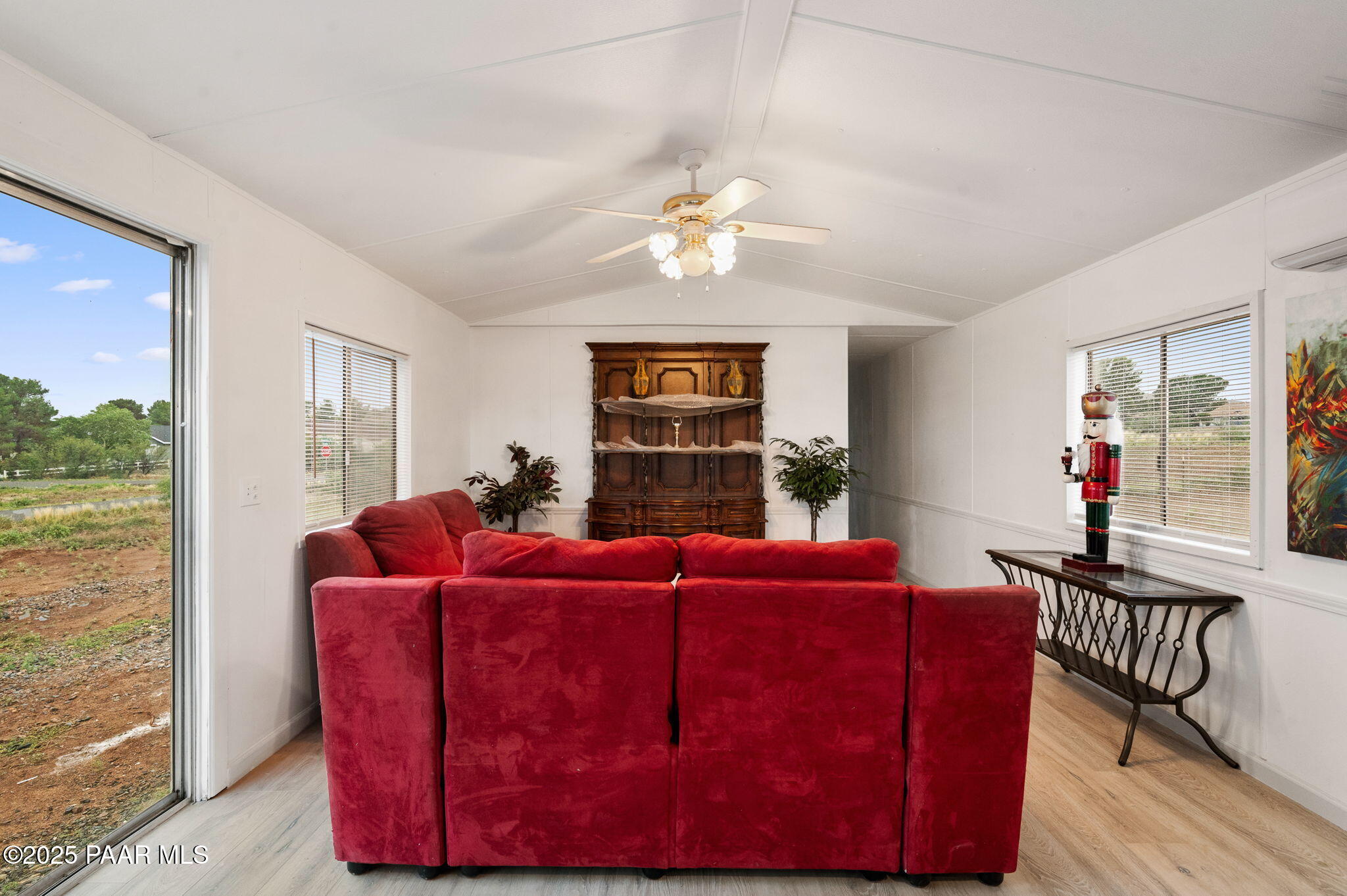 20120 E Horseshoe Lane