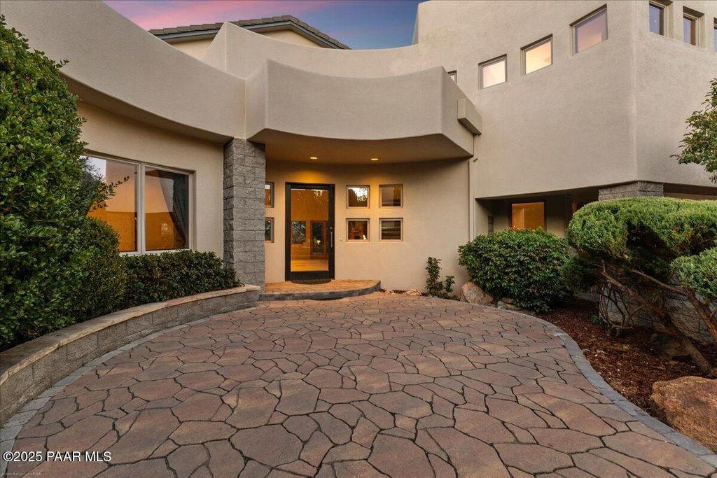 Photo of 14031 N Signal Hill Road, Prescott, AZ 86305 (MLS # 1078158)