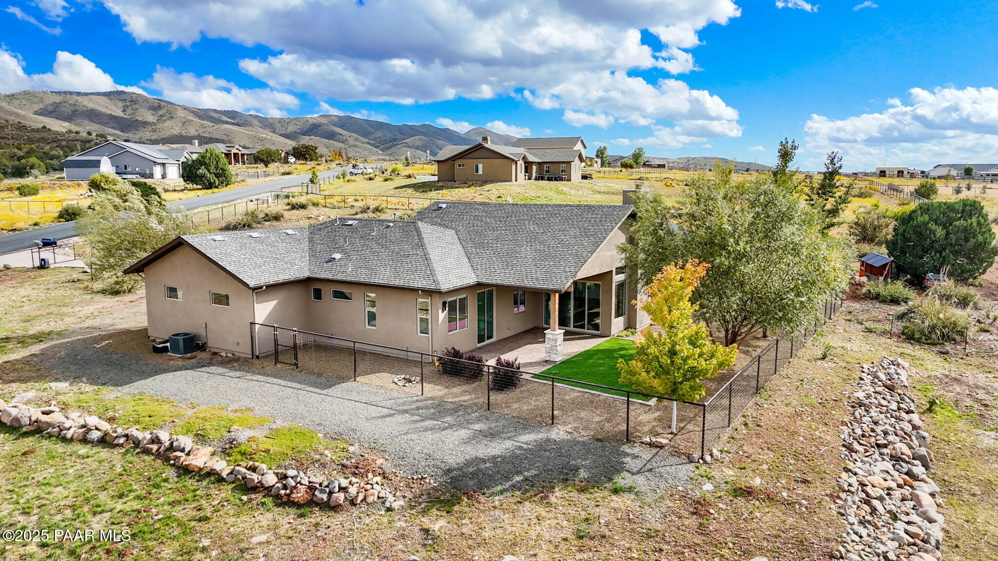 9410 N Legend Hills Road