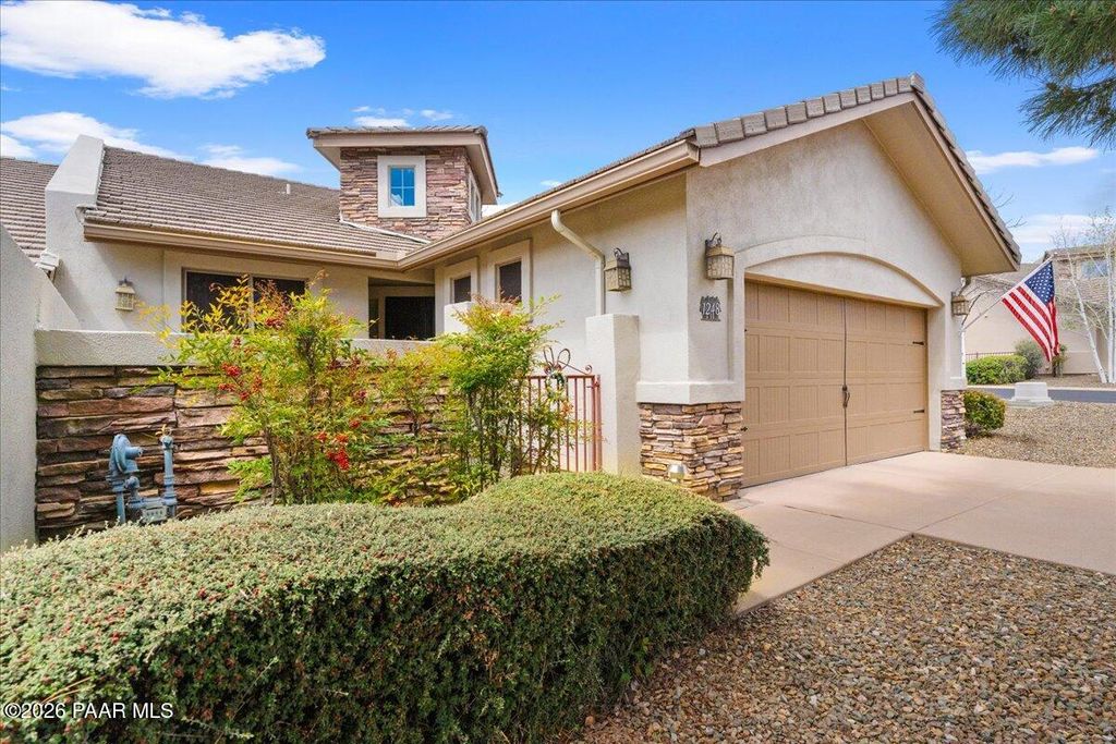 Photo of 1248 Crown Ridge Drive, Prescott, AZ 86301 (MLS # 1080869)