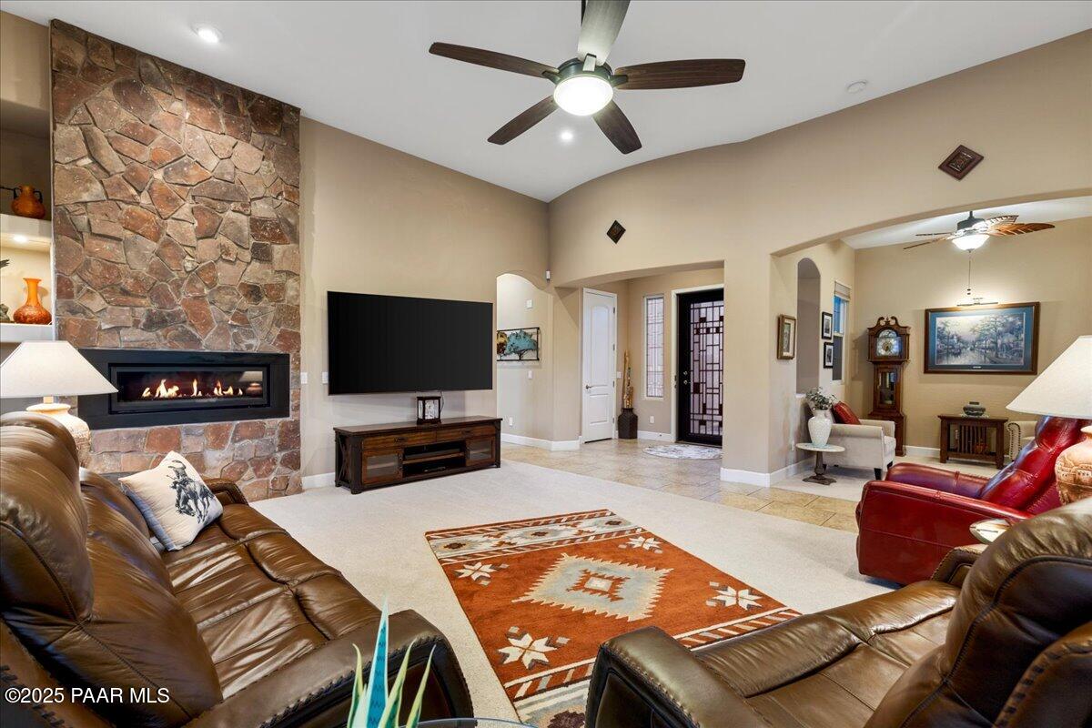 4746 Sharp Shooter Way
