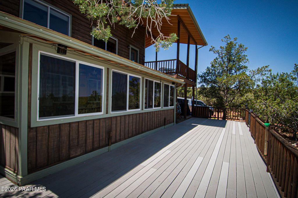 Photo of 33744 W Gallina Road, Seligman, AZ 86337 (MLS # 1081108)