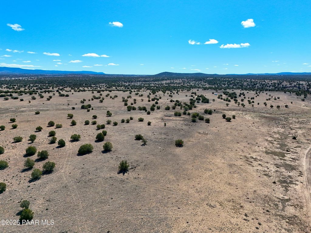 Photo of 294 Crimson Hill Road, Ash Fork, AZ 86320 (MLS # 1080243)