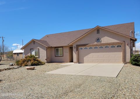 20558 E Mesa Verde Road Mayer AZ 86333