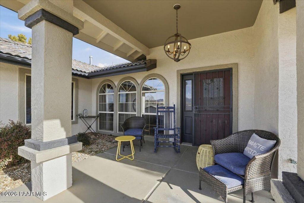 Photo of 929 N Latigo Lane, Dewey-Humboldt, AZ 86327 (MLS # 1078763)