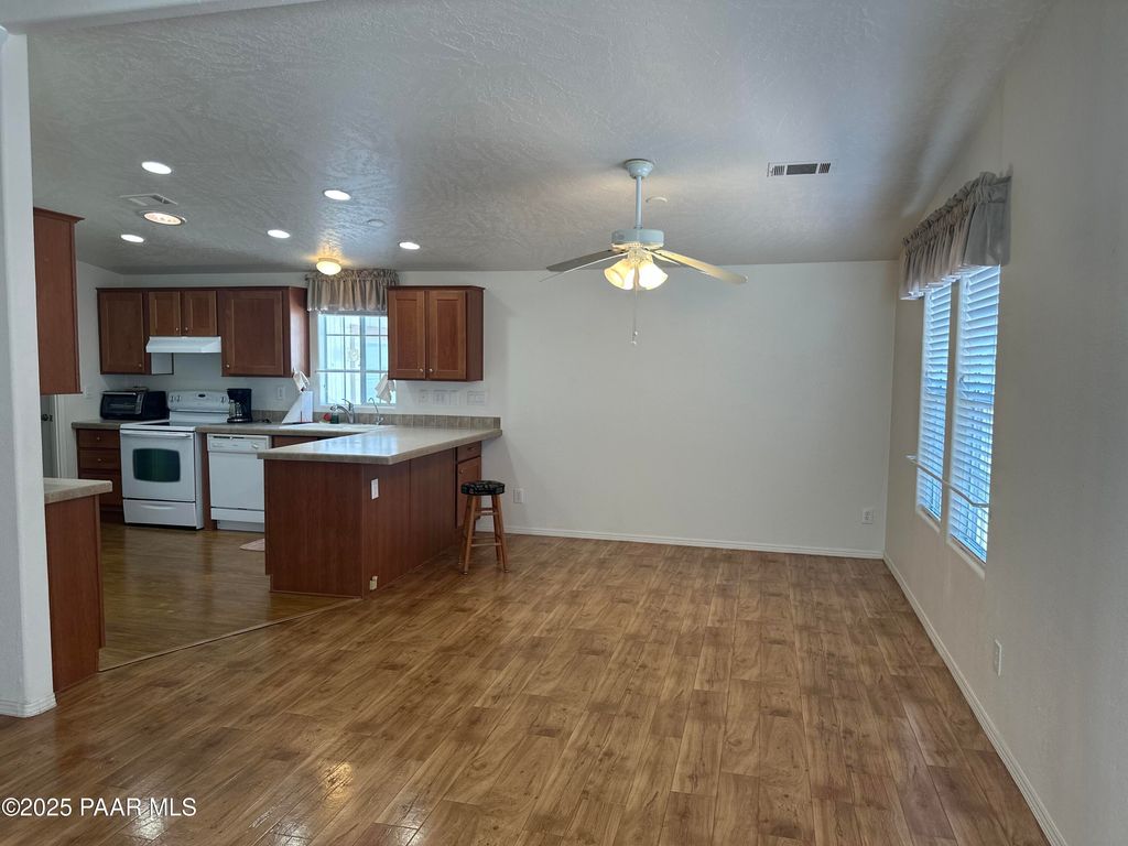 listing image 48