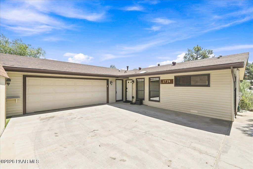 Photo of 1739 Broken Arrow Drive, Prescott, AZ 86303 (MLS # 1084469)