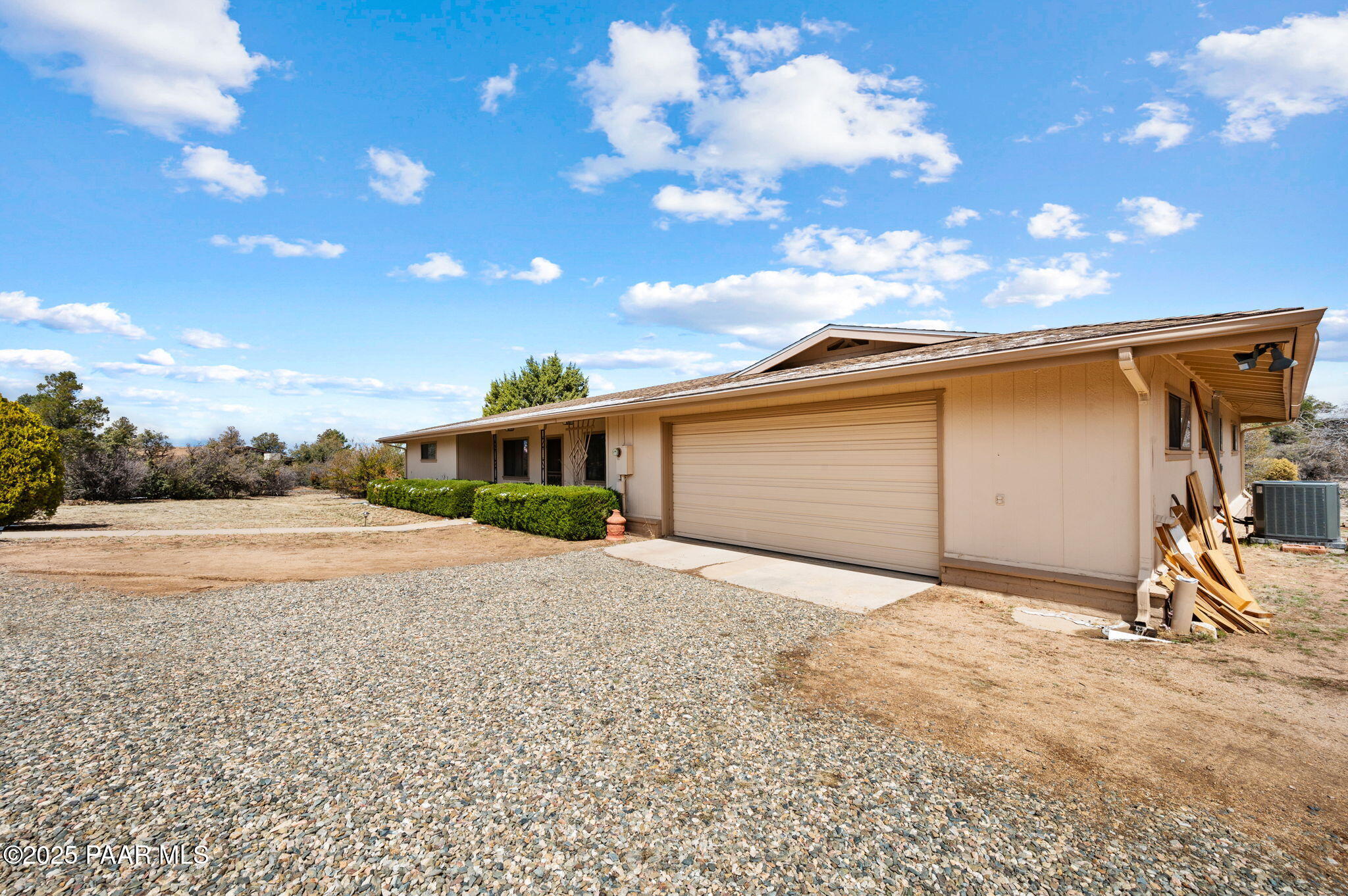 2235 Mendiburo Way