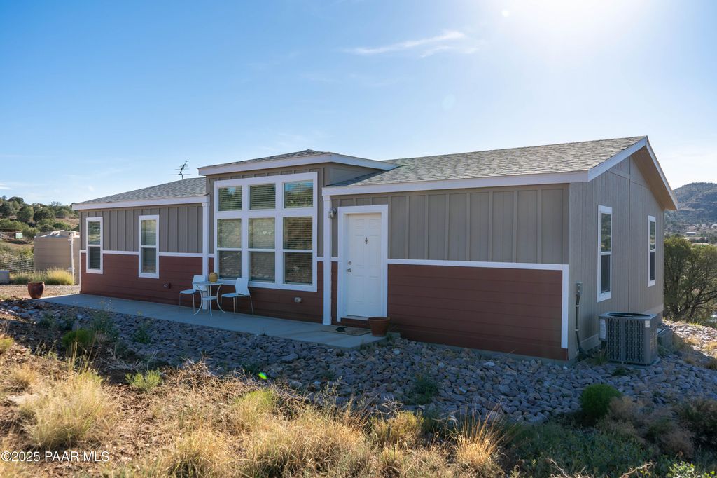 Photo of 2215 N Smoki Trail, Chino Valley, AZ 86323 (MLS # 1078203)