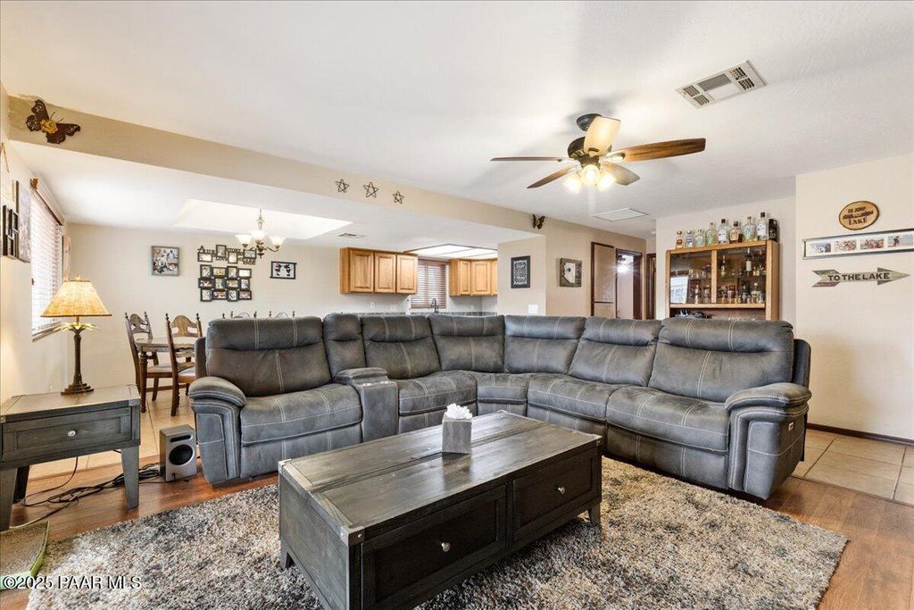 Photo of 4211 N Kachina Way, Prescott Valley, AZ 86314 (MLS # 1077920)