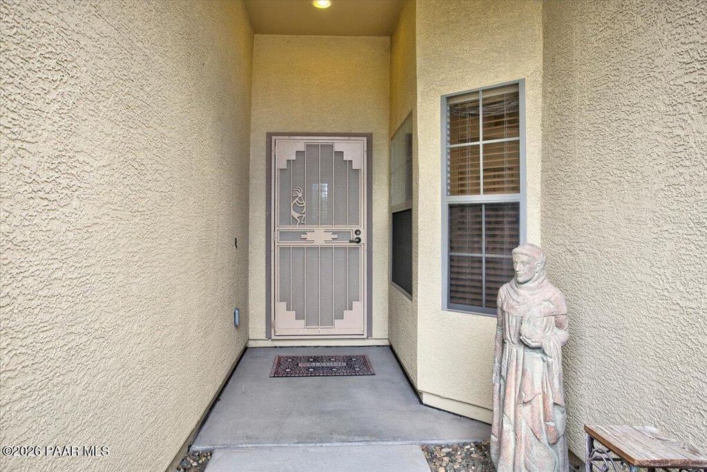 Photo of 7915 N Sunset Ridge RDG, Prescott Valley, AZ 86315 (MLS # 1082054)