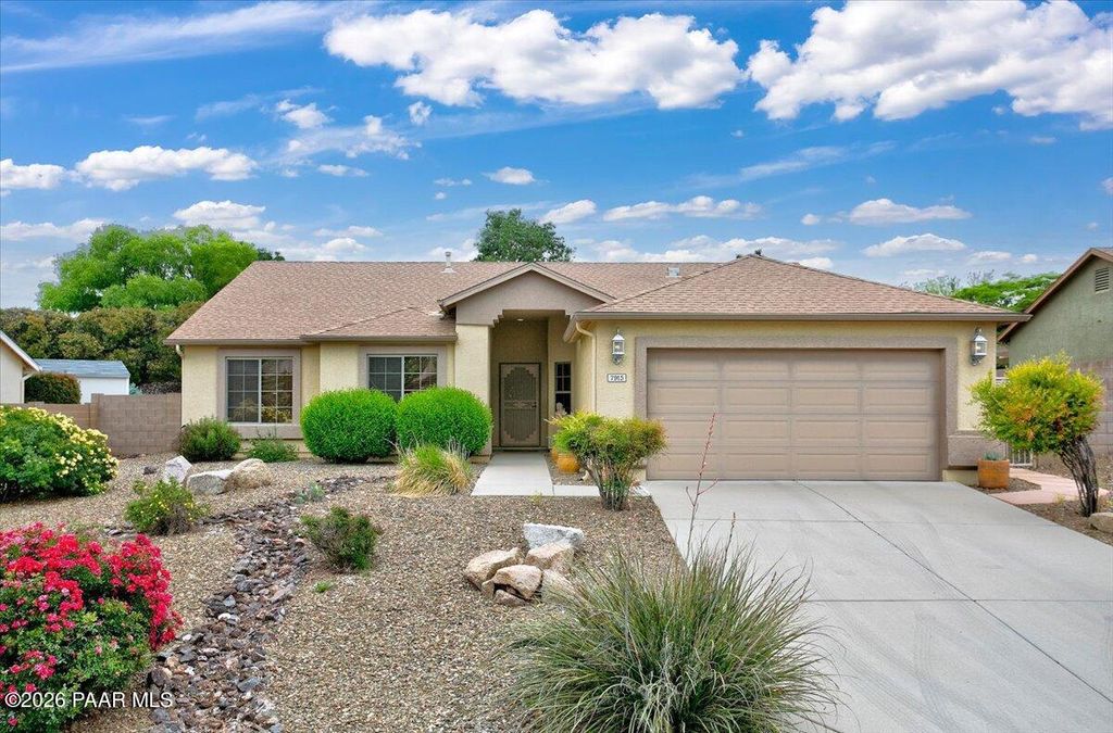 Photo of 7915 N Sunset Ridge RDG, Prescott Valley, AZ 86315 (MLS # 1082054)