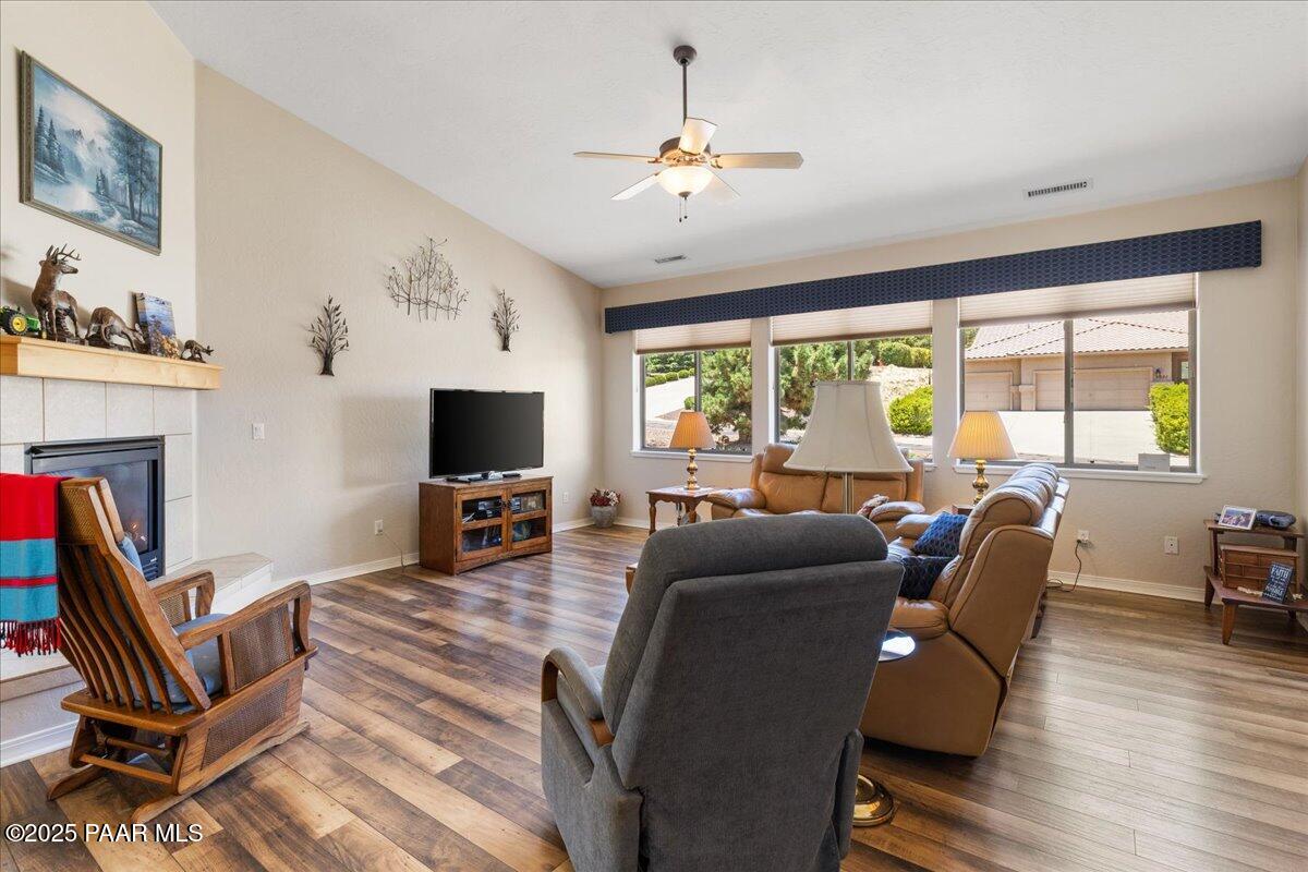 5818 Symphony Drive