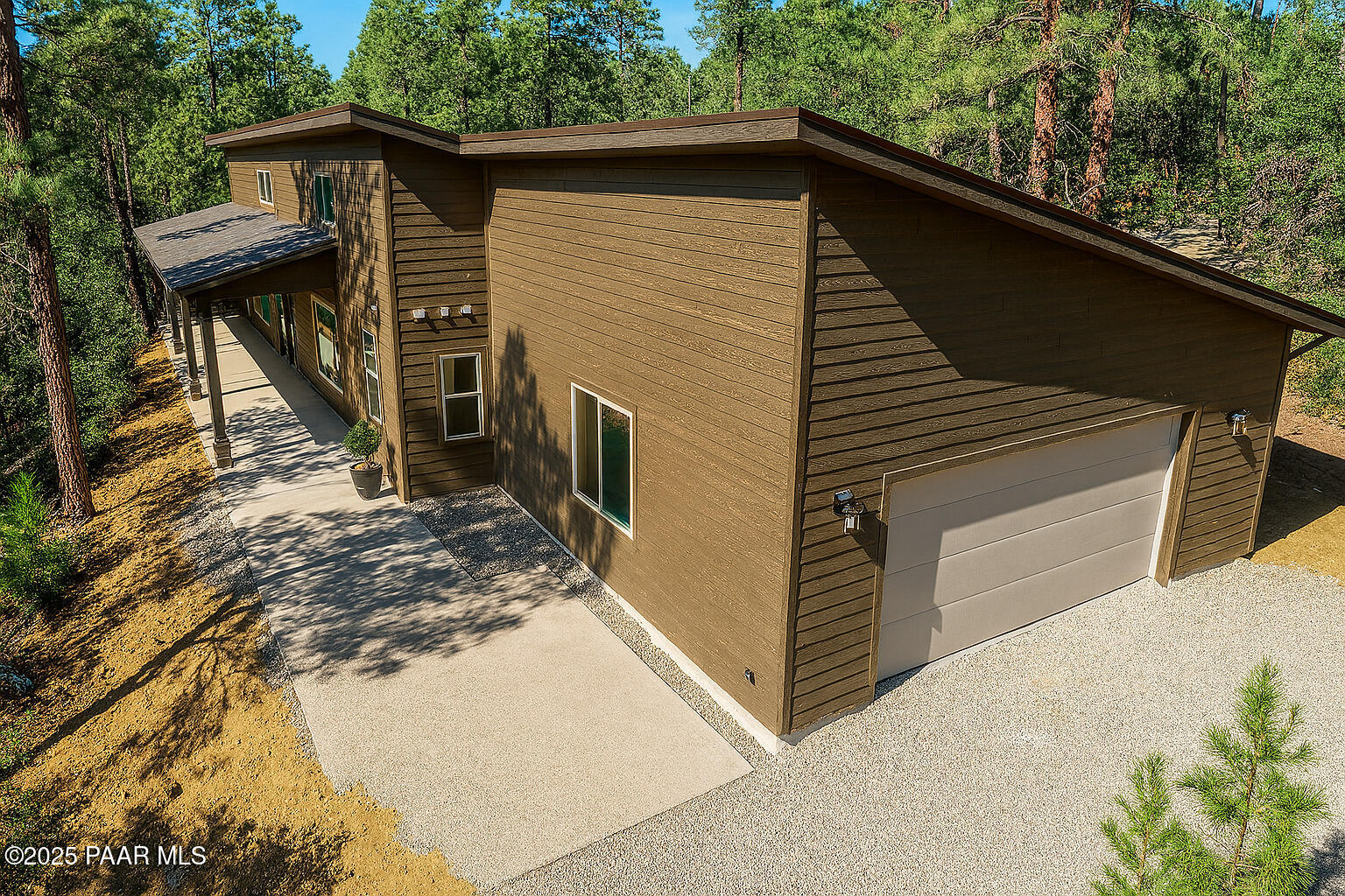 4772 S Juniper Loop Road