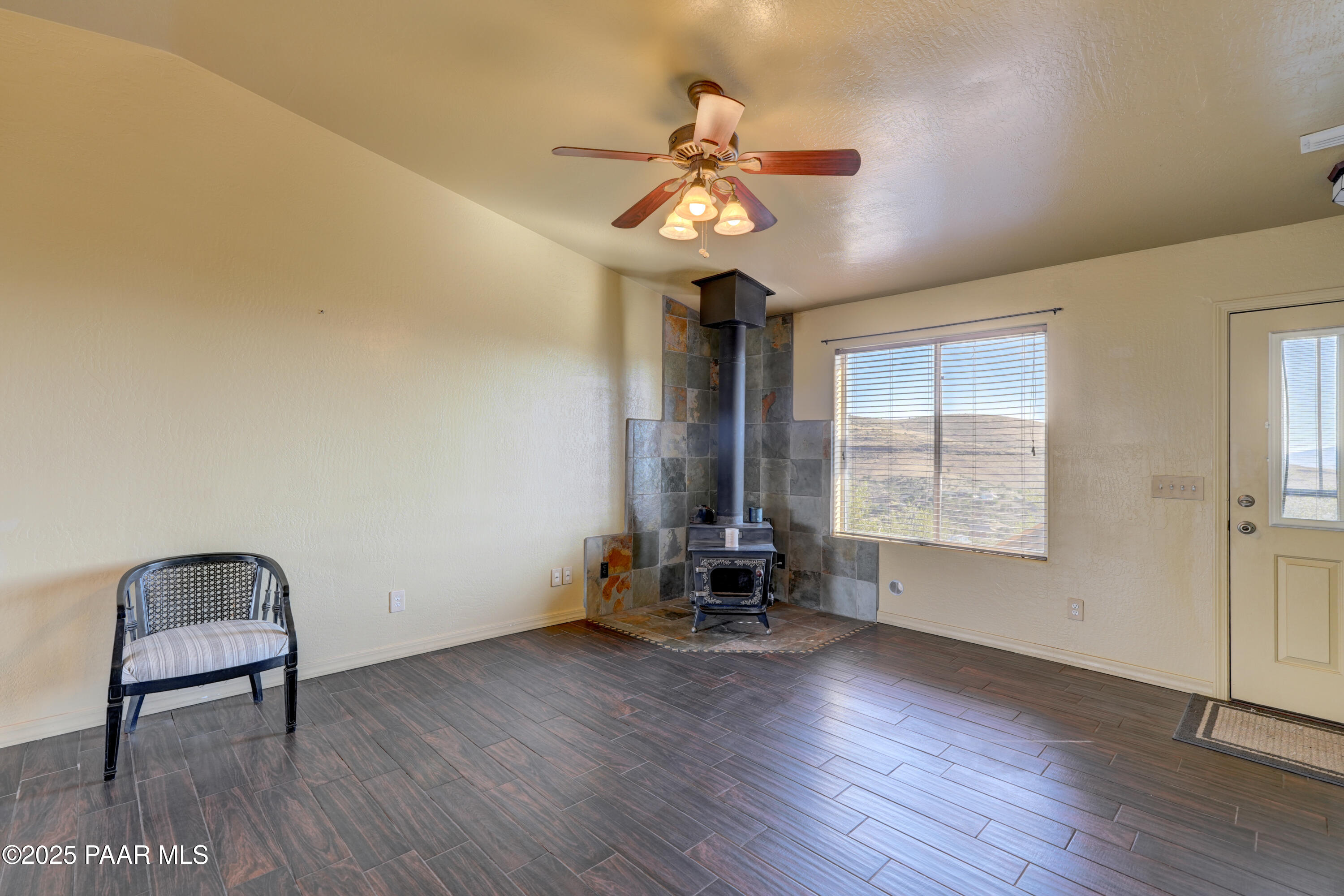 Prescott, Arizona 86301, United States, 3 Bedrooms Bedrooms, ,3 BathroomsBathrooms,Residential,Active,164587