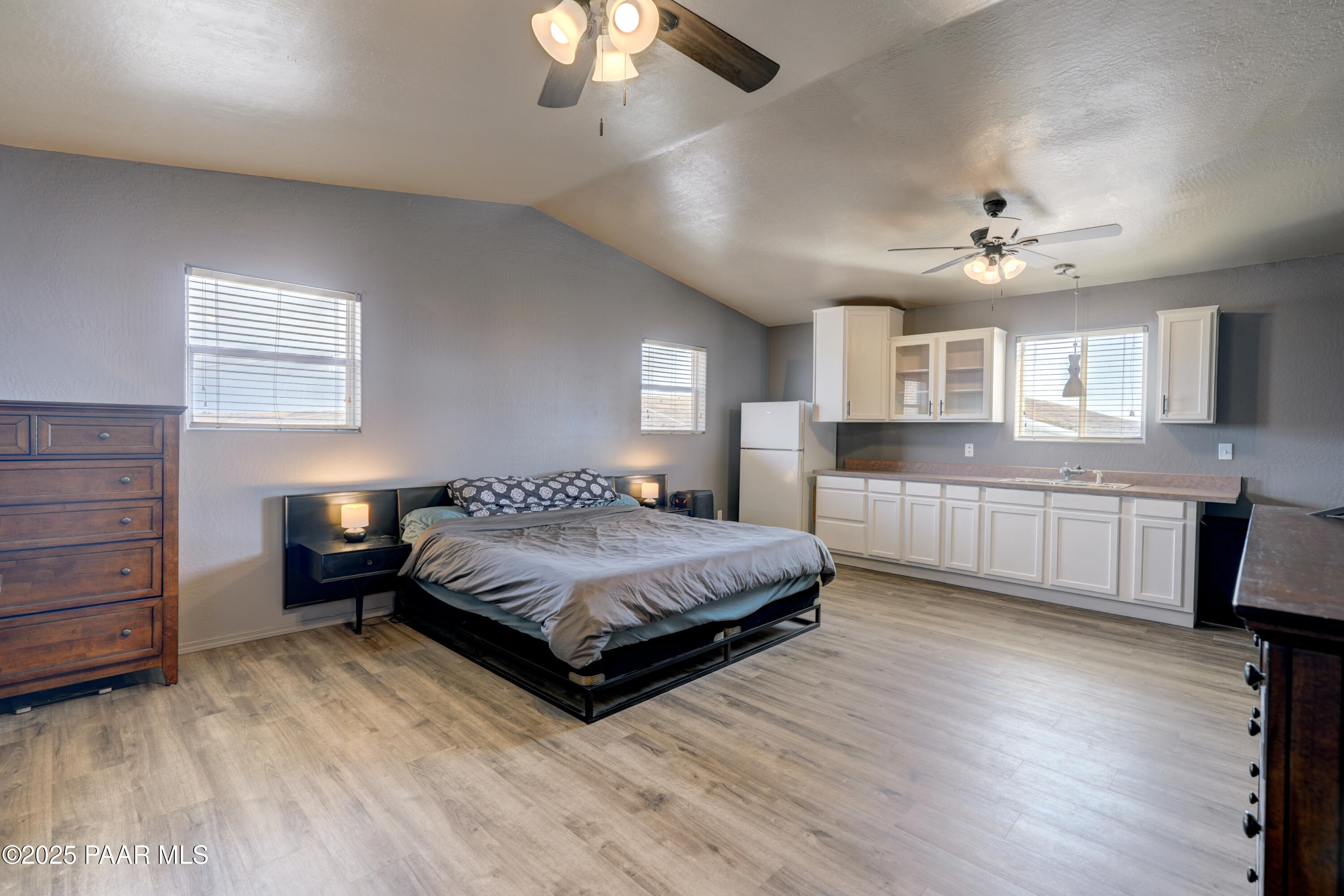 Prescott, Arizona 86301, United States, 3 Bedrooms Bedrooms, ,3 BathroomsBathrooms,Residential,Active,164587