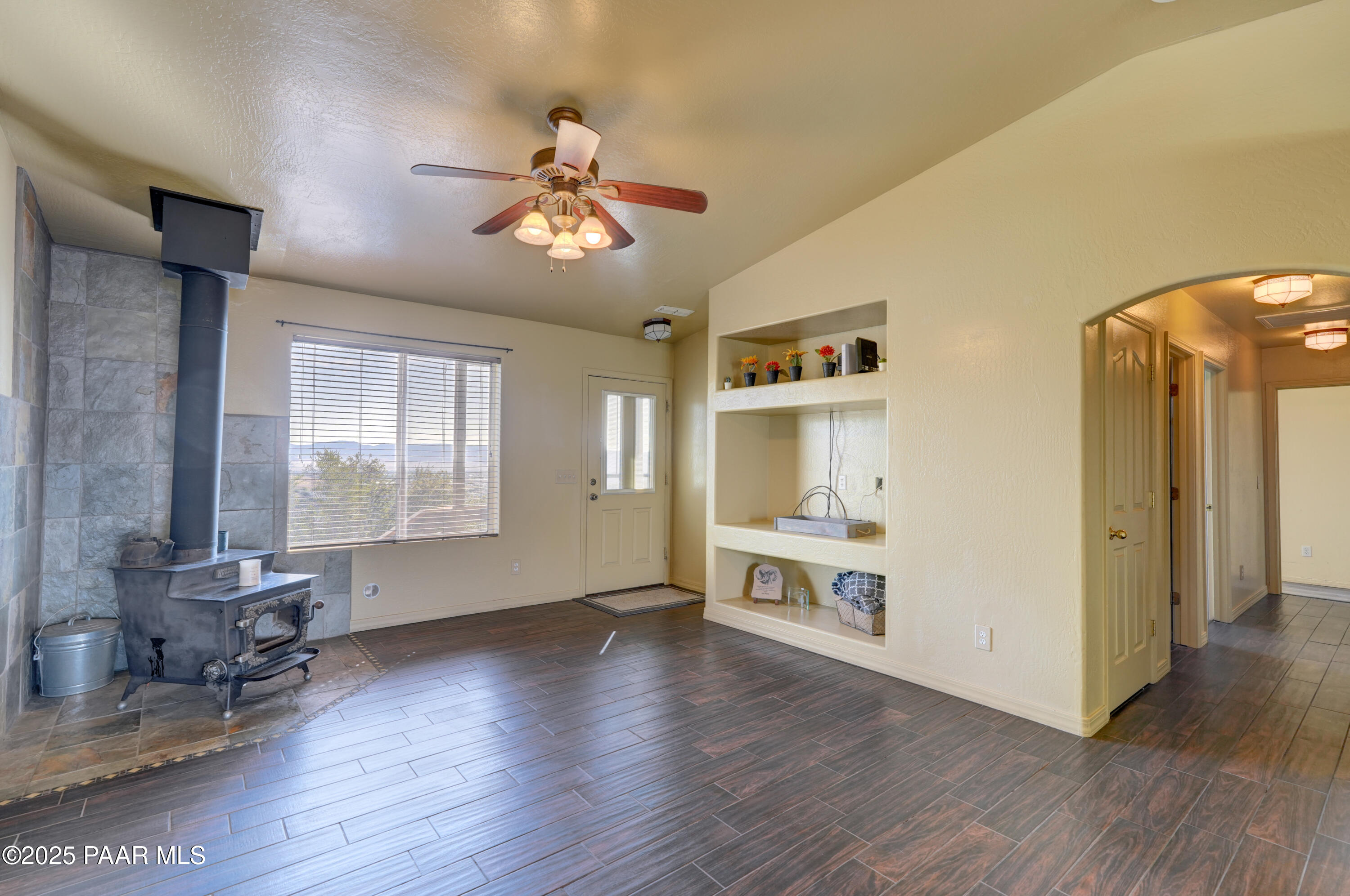 Prescott, Arizona 86301, United States, 3 Bedrooms Bedrooms, ,3 BathroomsBathrooms,Residential,Active,164587