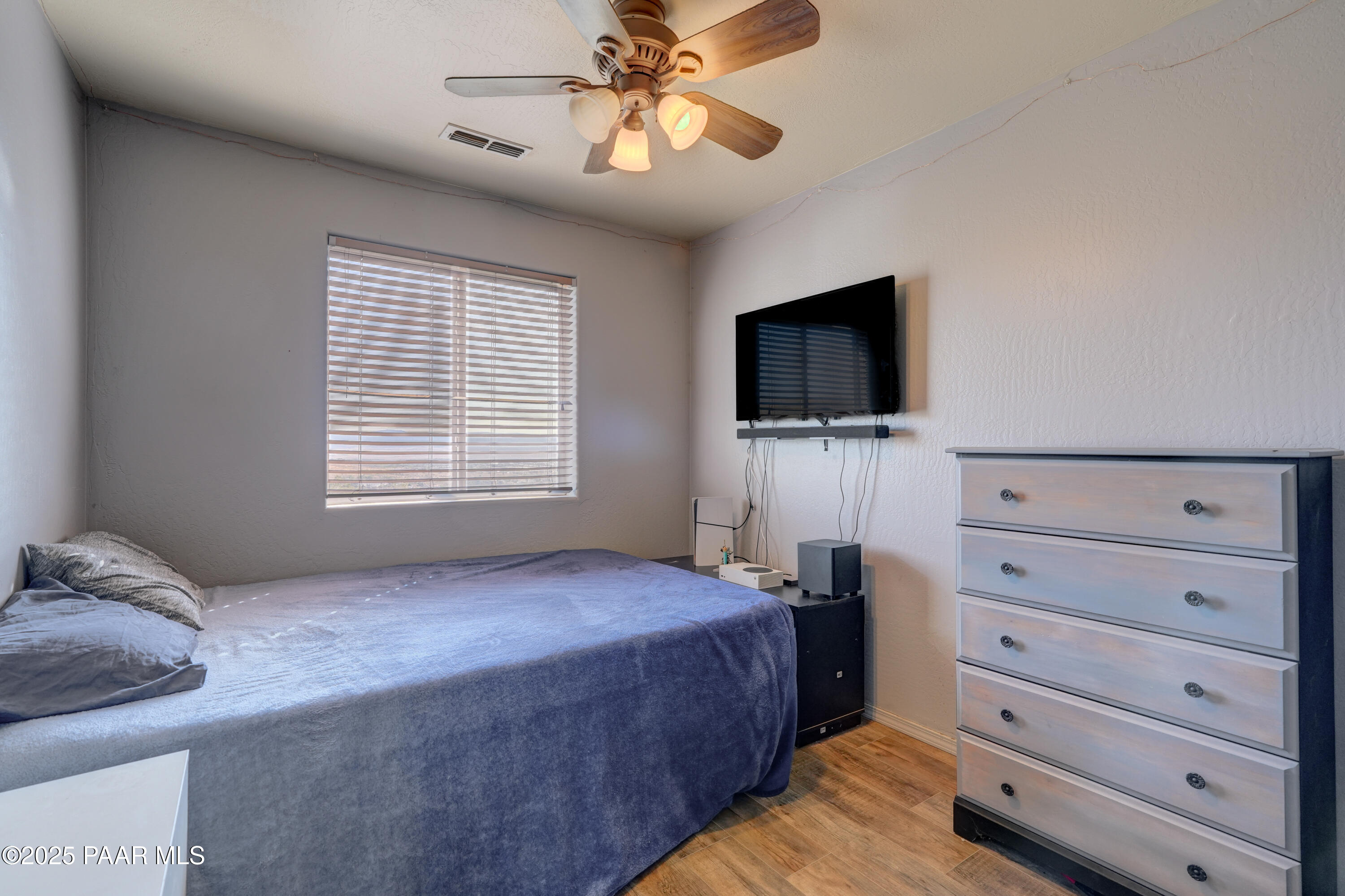 Prescott, Arizona 86301, United States, 3 Bedrooms Bedrooms, ,3 BathroomsBathrooms,Residential,Active,164587