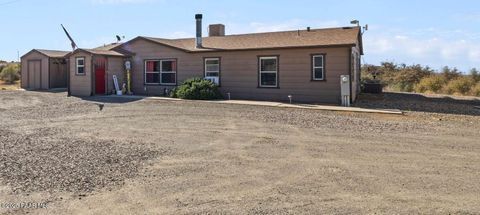 17455 E Old Cherry Rd Road Dewey-Humboldt AZ 86327
