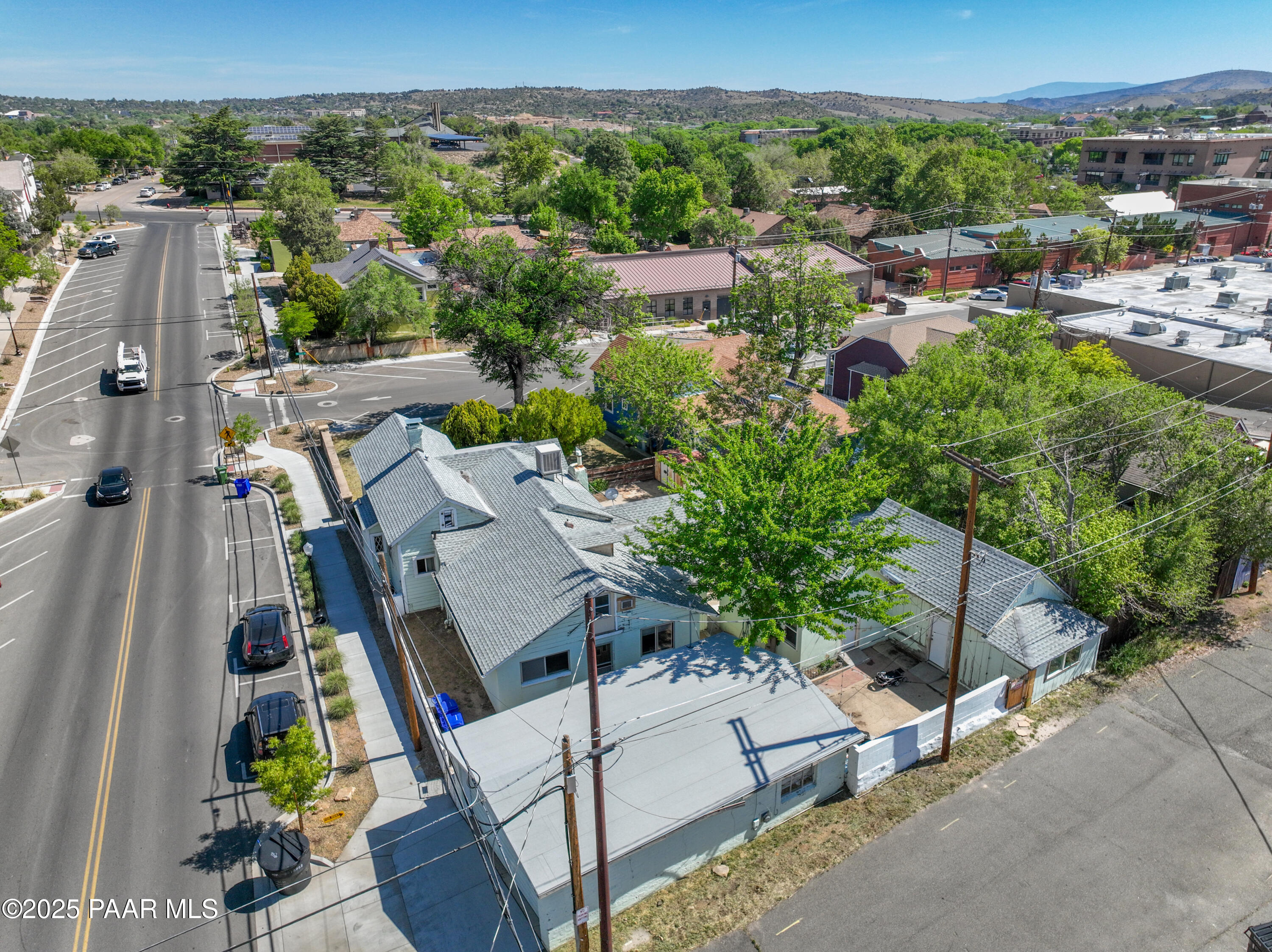 131 S Summit Avenue