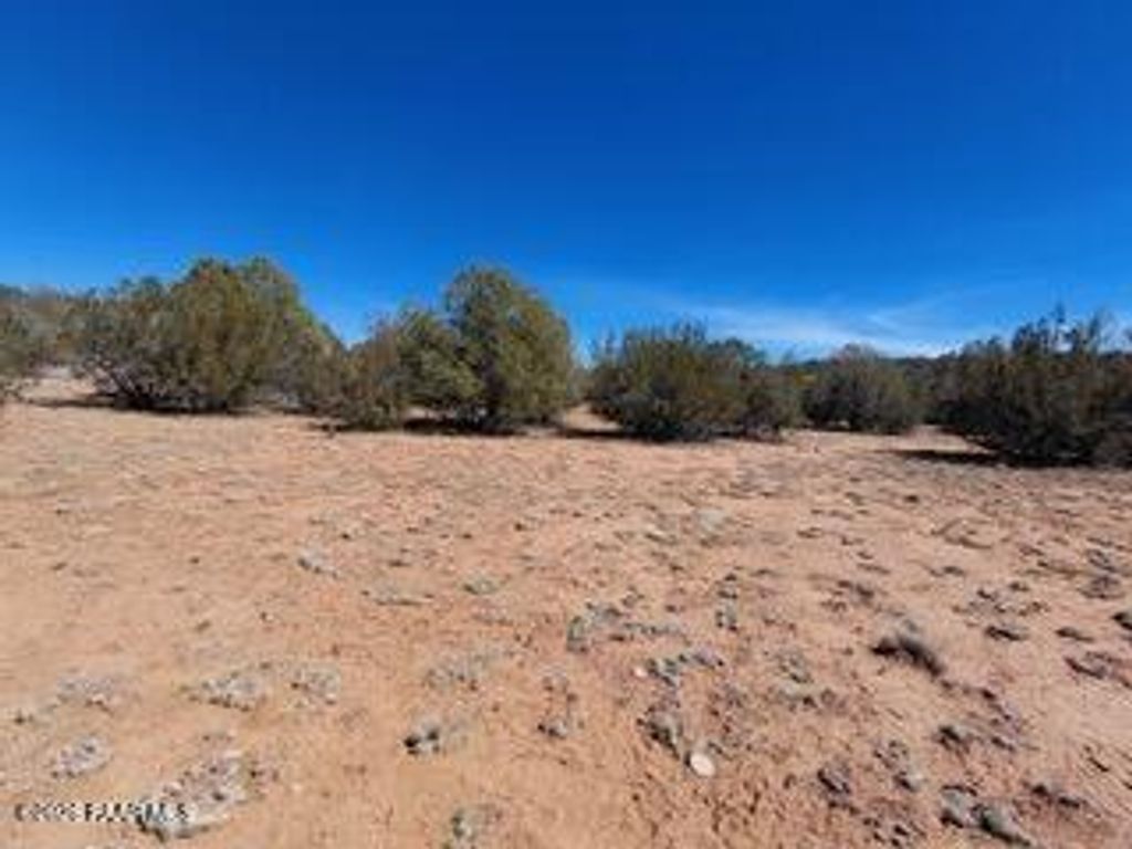 Photo of 30217306 Haywire Road, Ash Fork, AZ 86320 (MLS # 1081085)