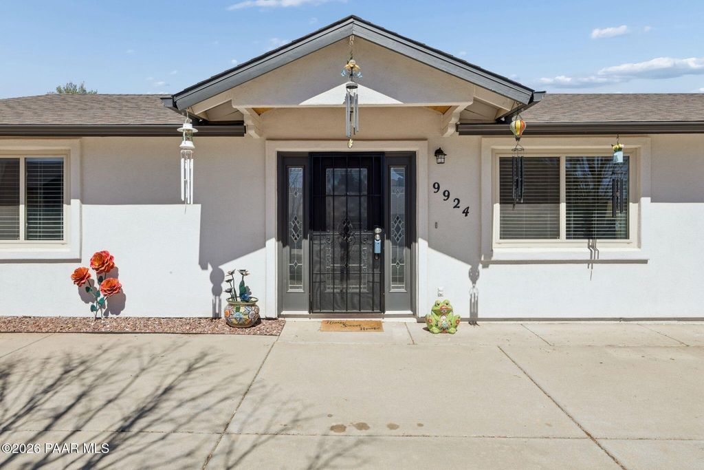 Photo of 9924 E Arrowhead Drive, Prescott Valley, AZ 86314 (MLS # 1080492)