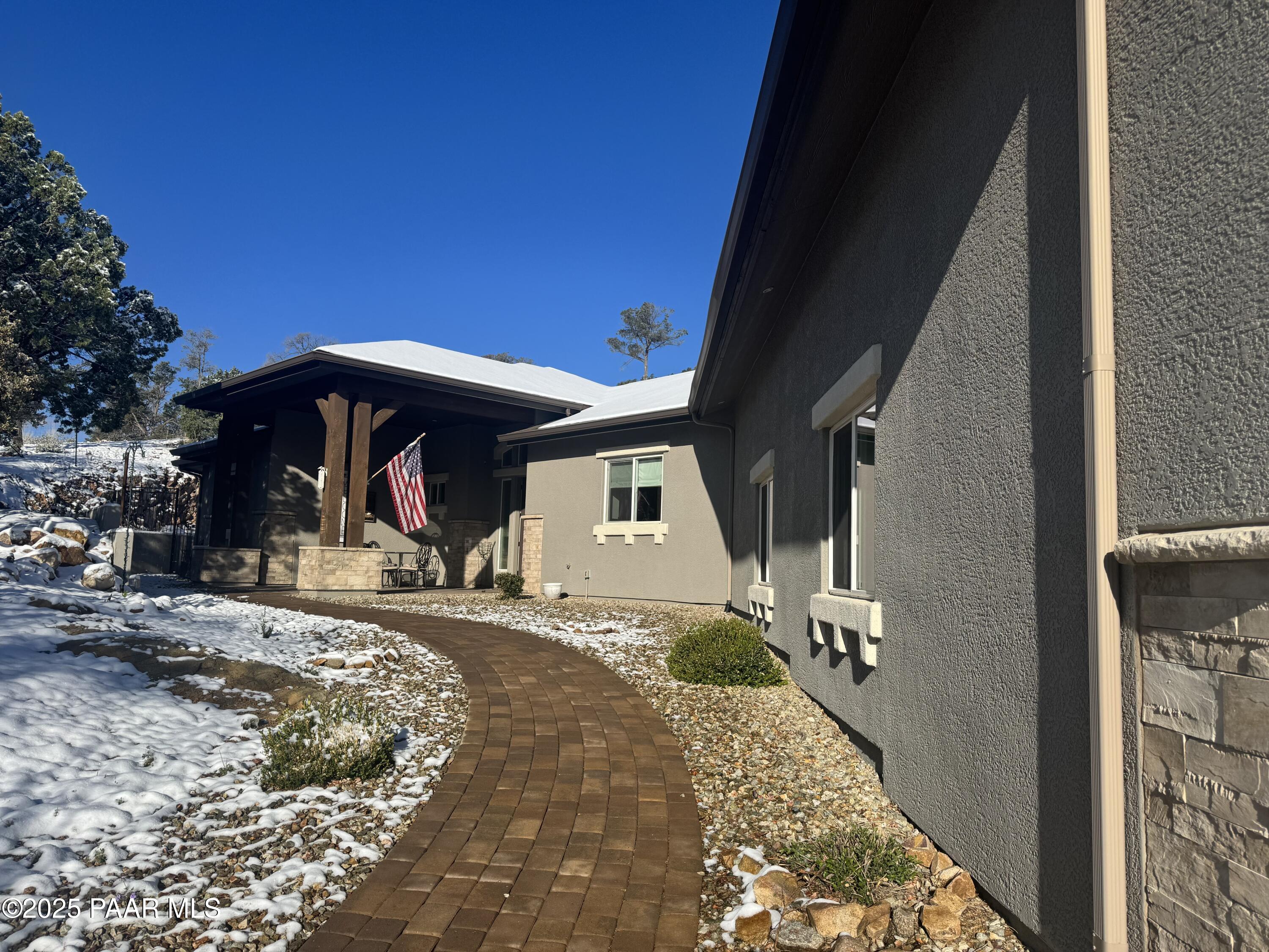 2295 Skyline Drive