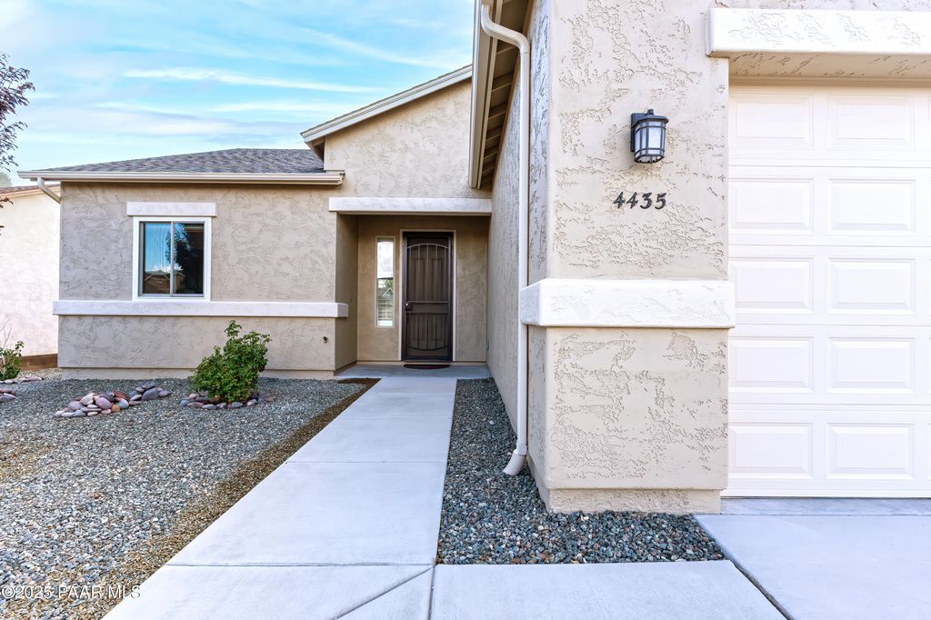 Photo of 4435 N Dryden Street, Prescott Valley, AZ 86314 (MLS # 1080258)