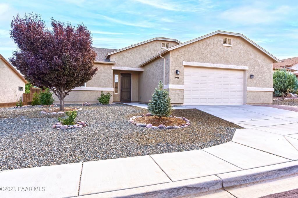 Photo of 4435 N Dryden Street, Prescott Valley, AZ 86314 (MLS # 1080258)