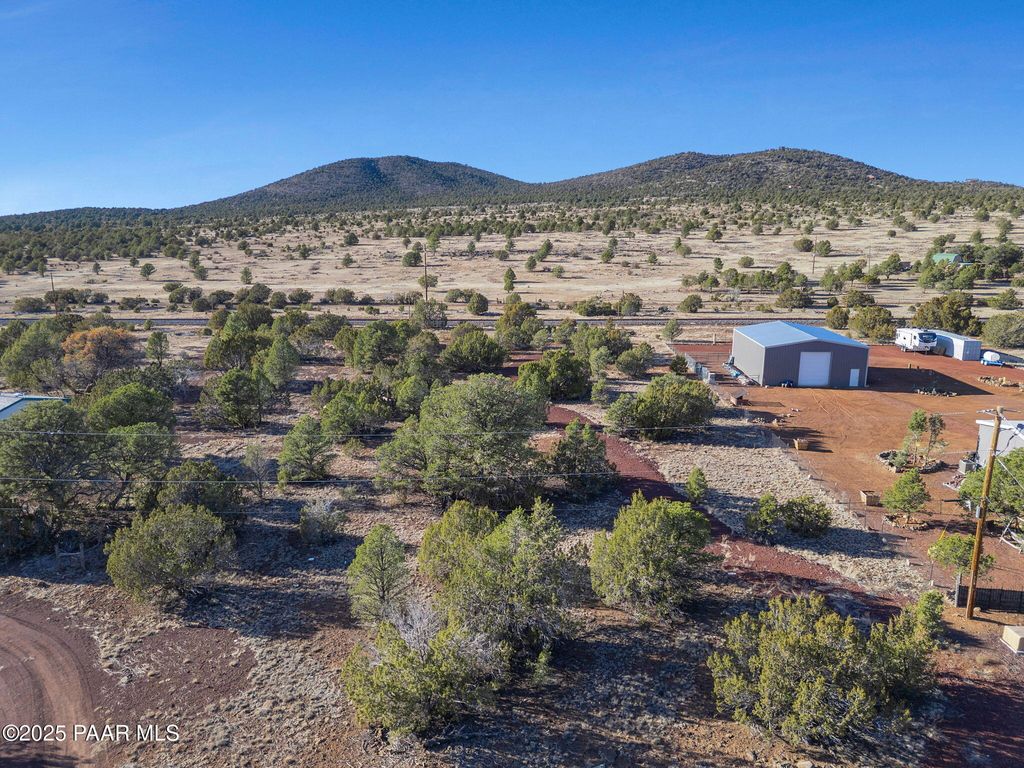 Photo of 6522 N Santa Fe Road, Williams, AZ 86046 (MLS # 1078365)
