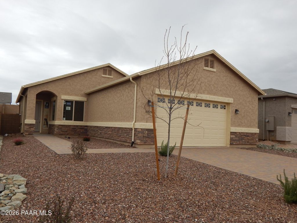 Photo of 6925 E Kasper Court, Prescott Valley, AZ 86314 (MLS # 1079013)