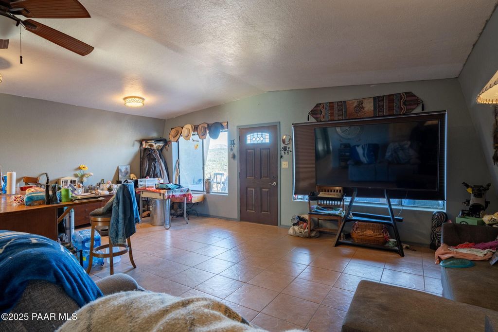 Photo of 16928 W Trap Road, Kirkland, AZ 86332 (MLS # 1078355)
