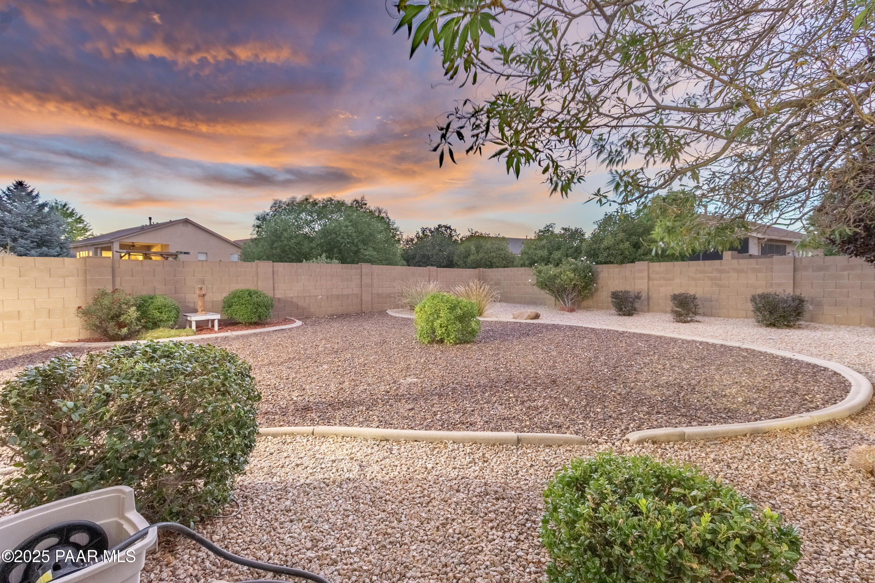 6606 E Sandhurst Drive