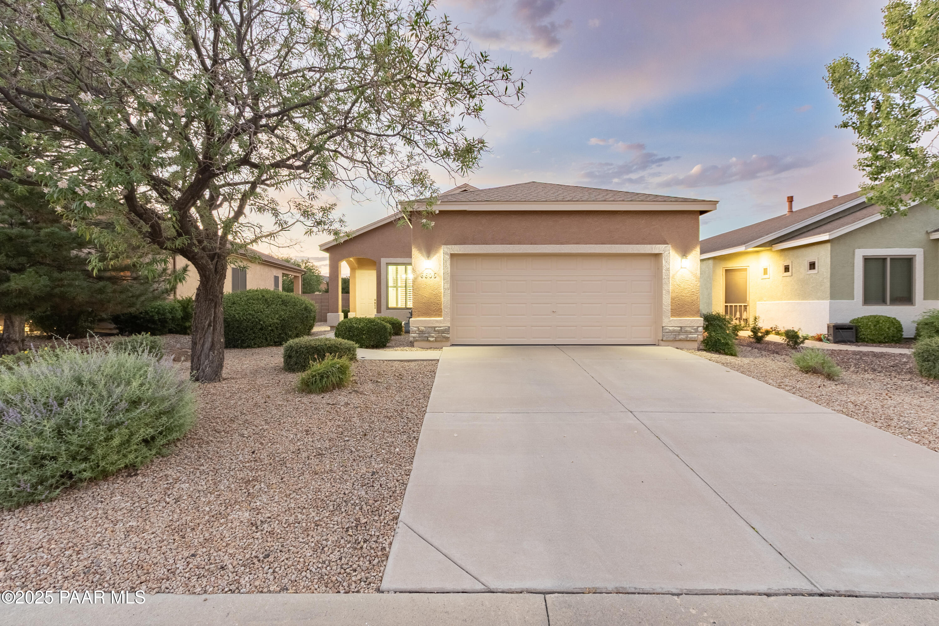 6606 E Sandhurst Drive