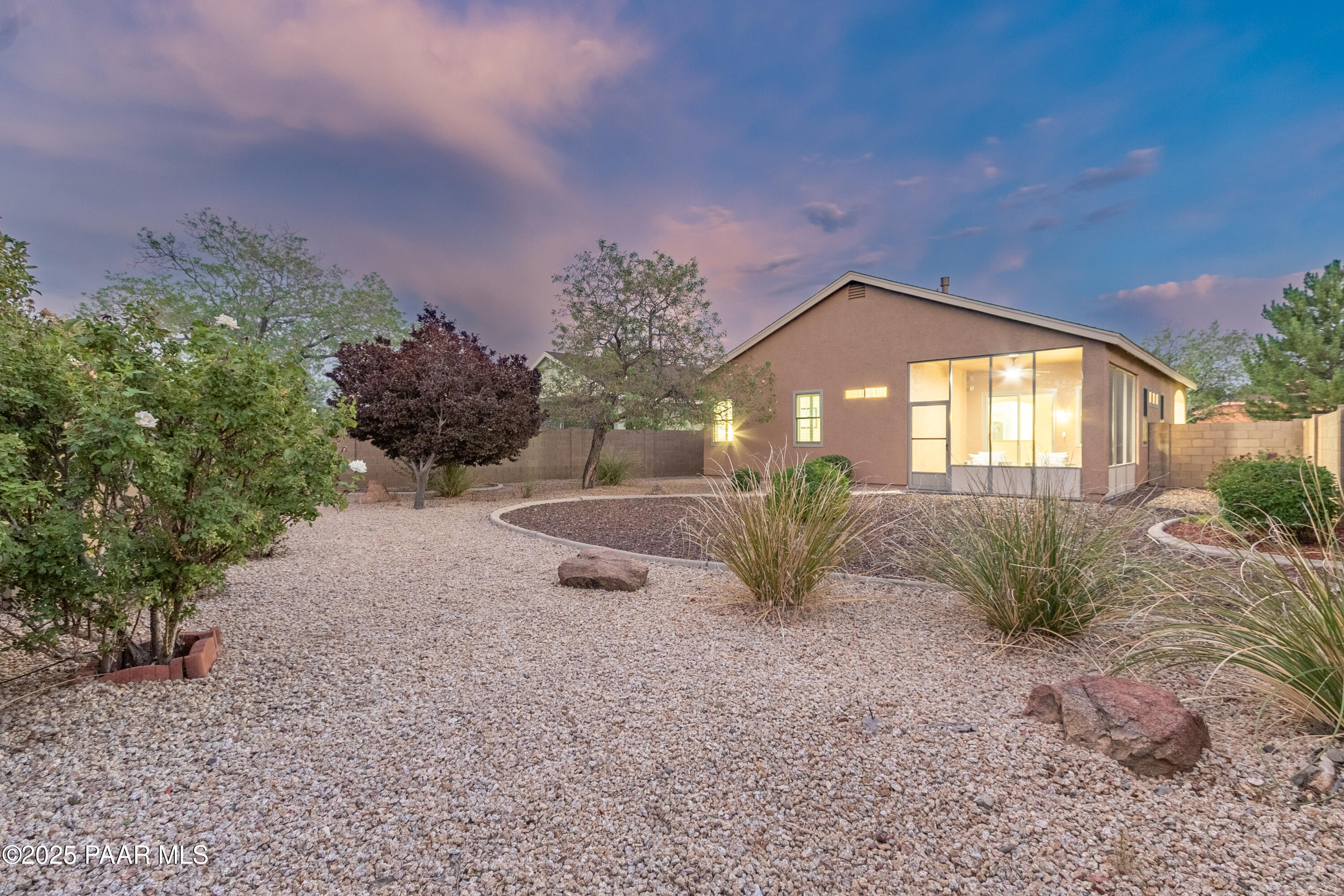 6606 E Sandhurst Drive